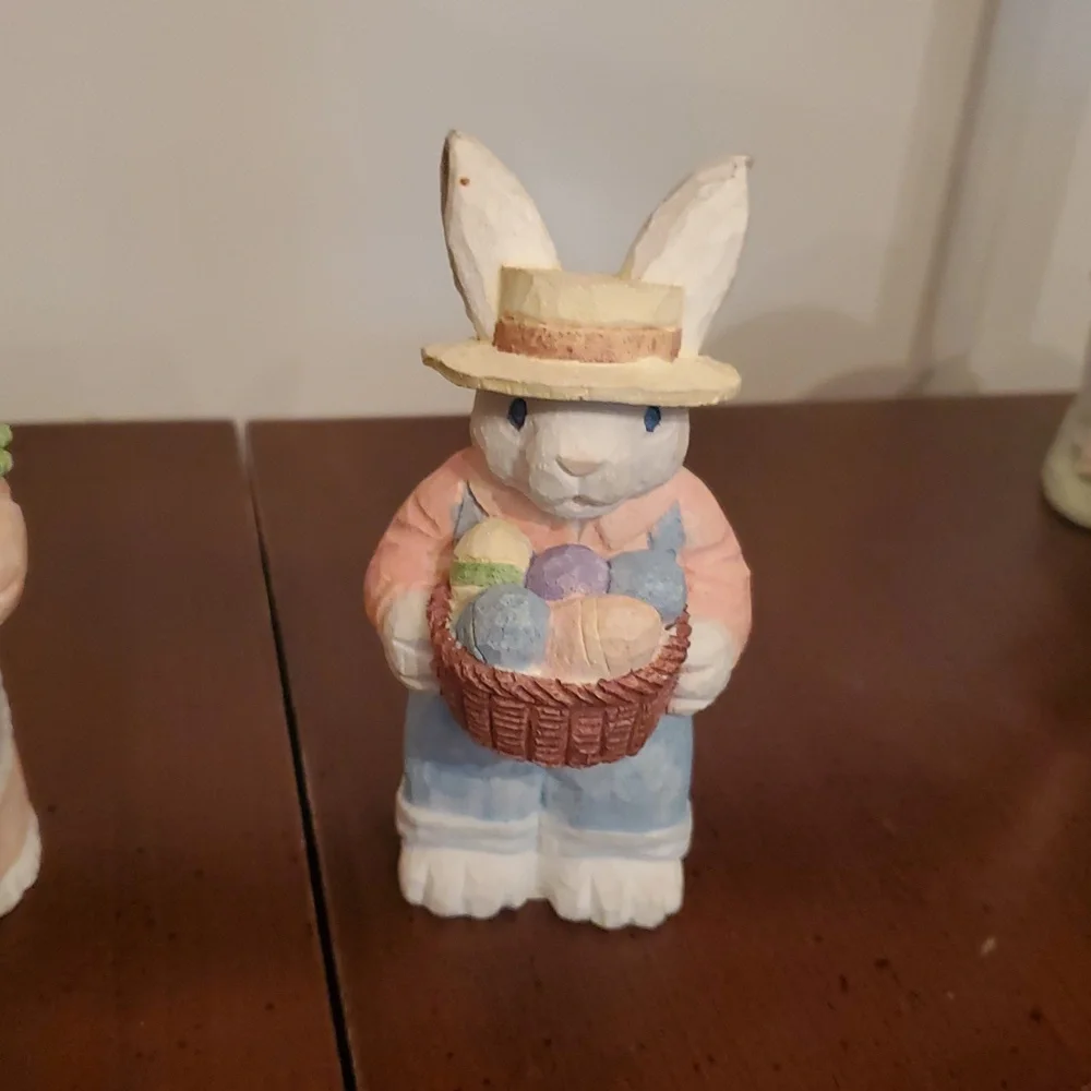 Charming Bunny 🌻 Family Figurines EASTER SPRING Decor